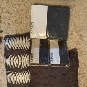 DKNY grey willow full/queen bedding